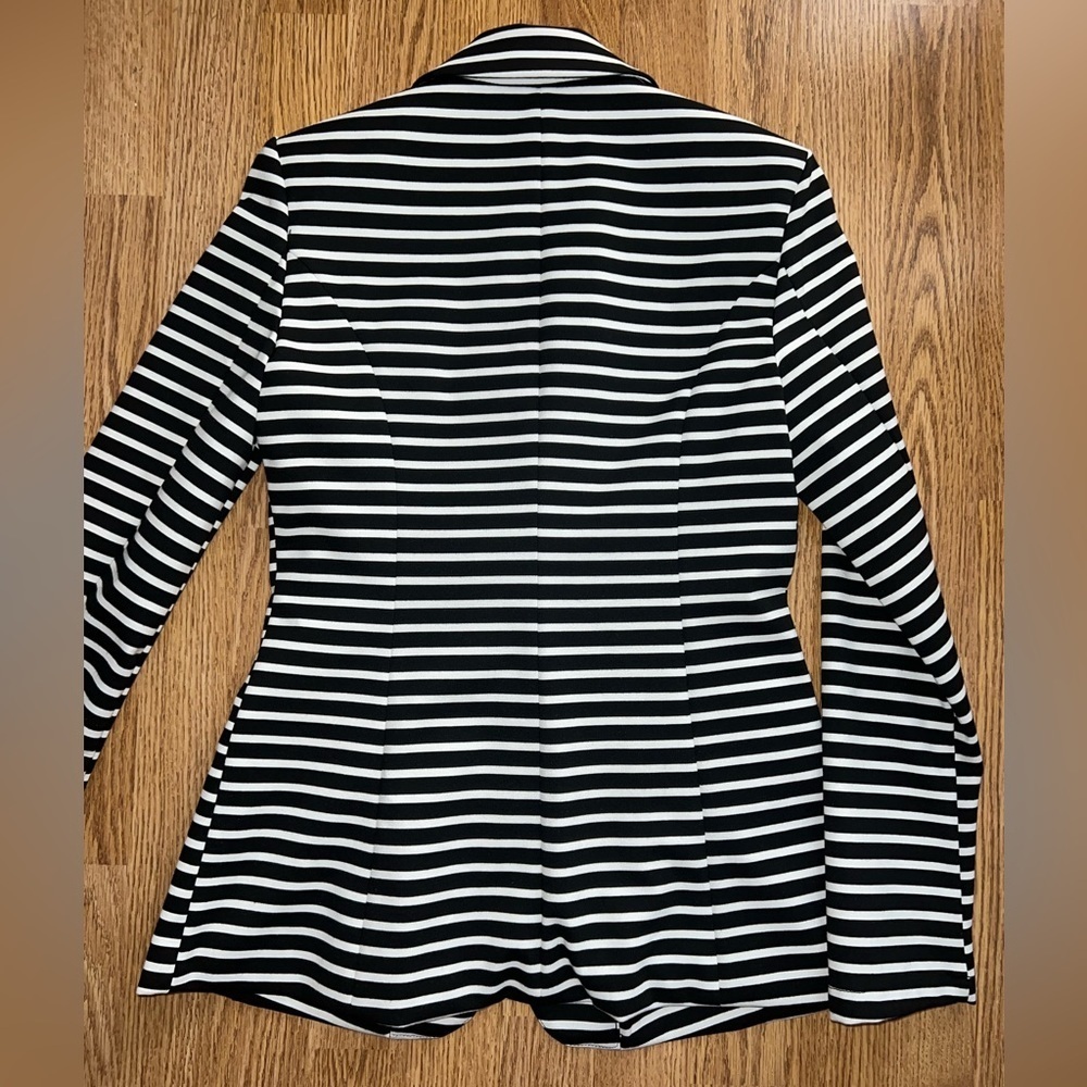 Striped Blazer - Picture 4 of 4